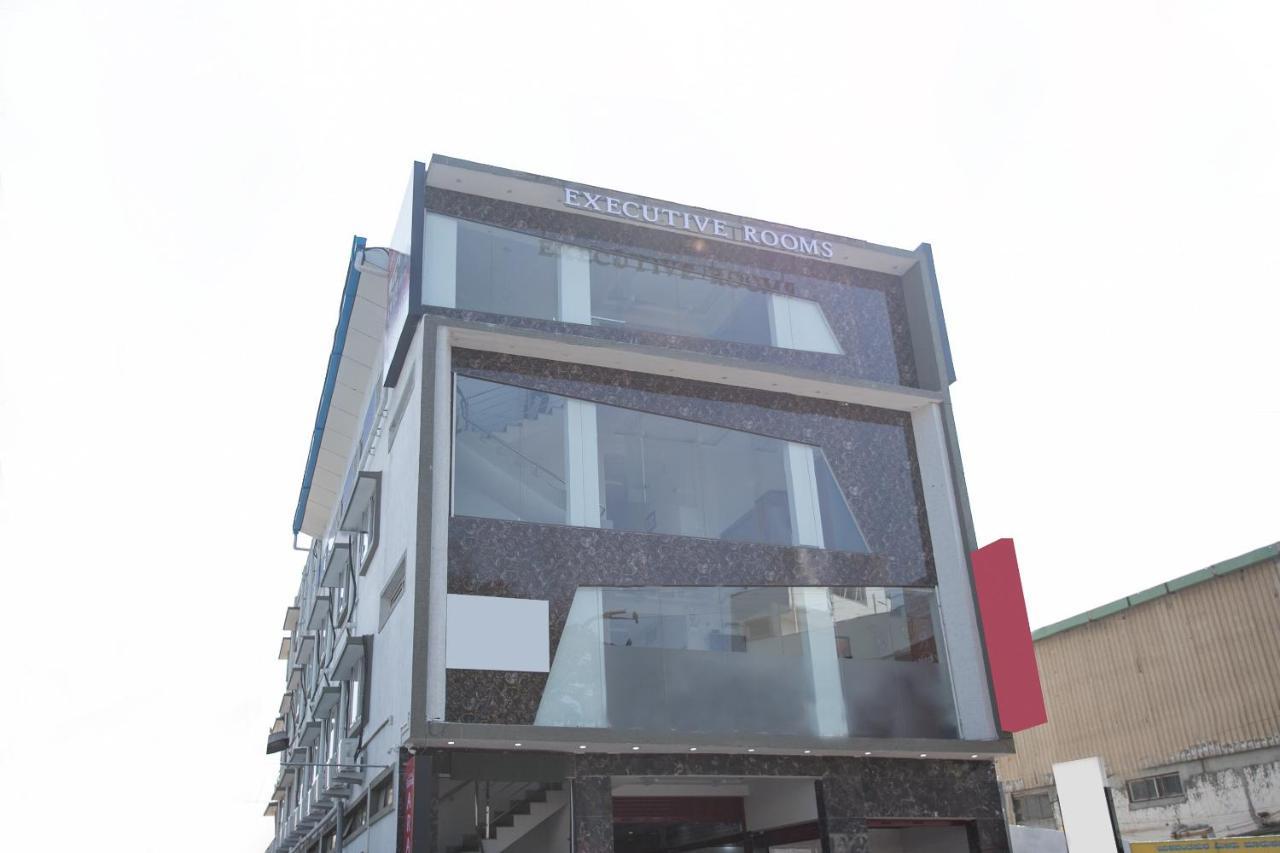 Oyo 11097 Hotel Grand Arabian Bangalore Exterior photo